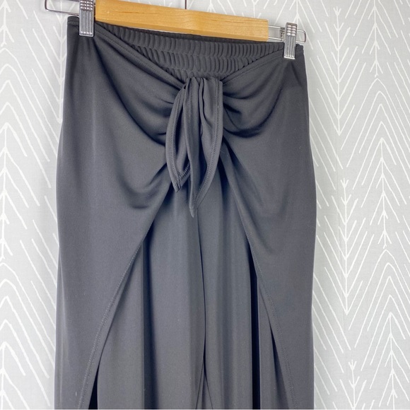 CINQ A SEPT Gisele Tie-Front Pants in Black. - Picture 5 of 11